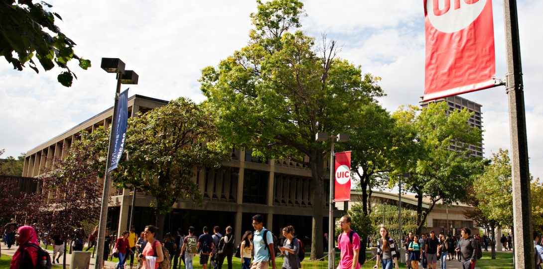 Students walking in UIC Campus