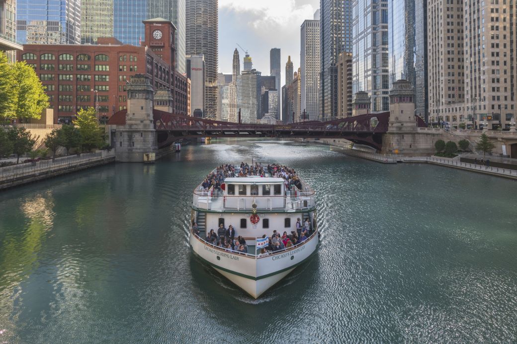 Chicago Architecture Tour boat on Chicago River in front of Lasalle St Bridge